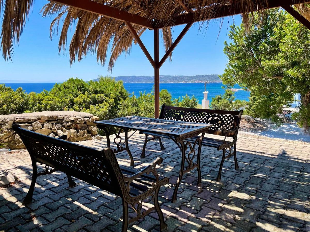 Vasilikos Apartments Paralia Agias Foteinis Esterno foto