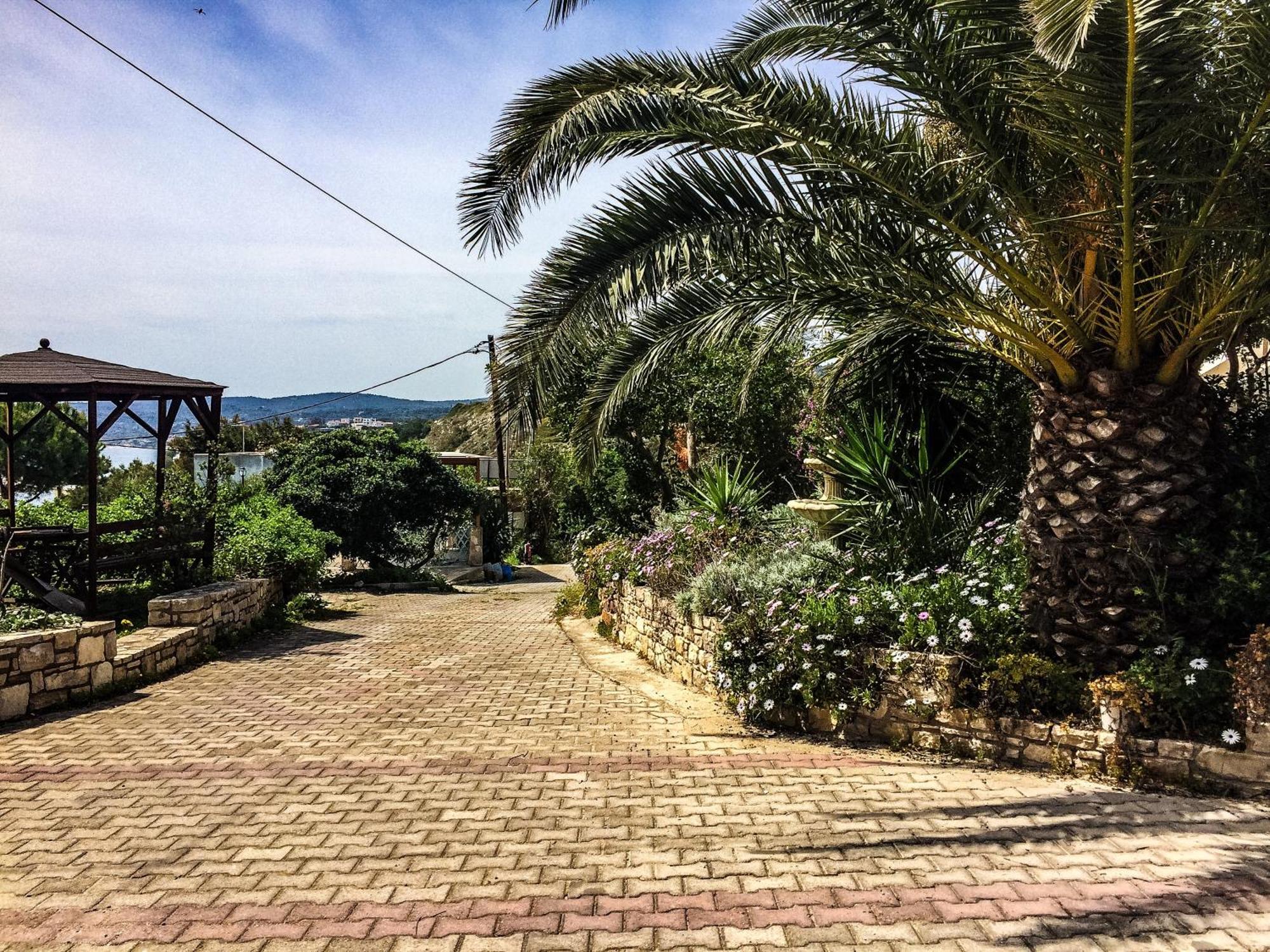 Vasilikos Apartments Paralia Agias Foteinis Esterno foto