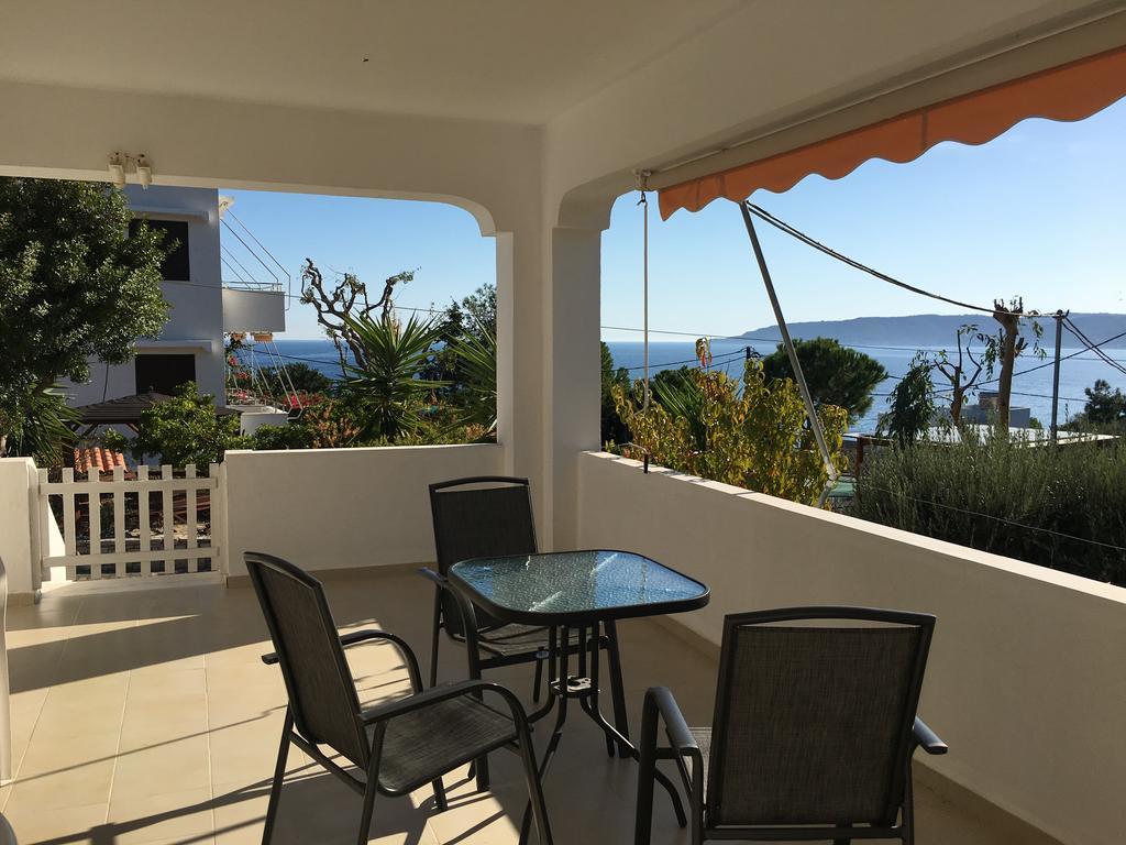 Vasilikos Apartments Paralia Agias Foteinis Esterno foto