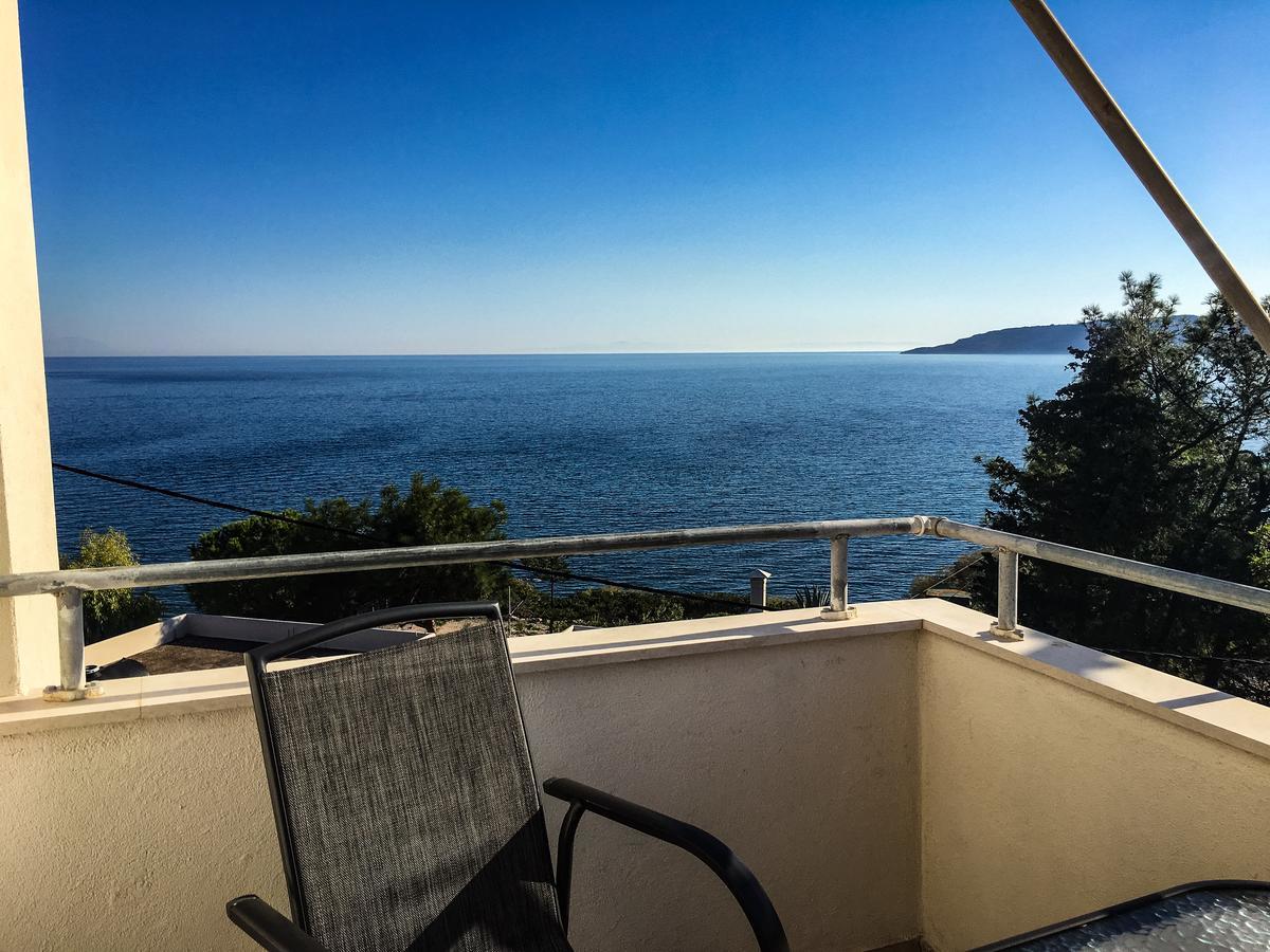 Vasilikos Apartments Paralia Agias Foteinis Esterno foto
